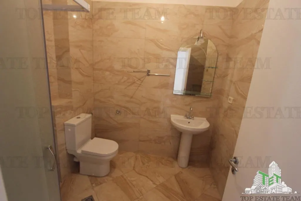 Apartamento en Venta en Budva, Montenegro - foto 11