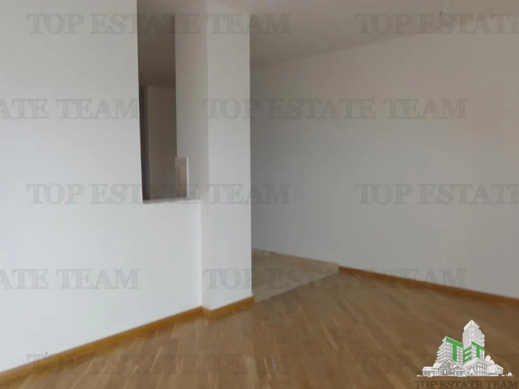 Apartamento en Venta en Budva, Montenegro - foto 4