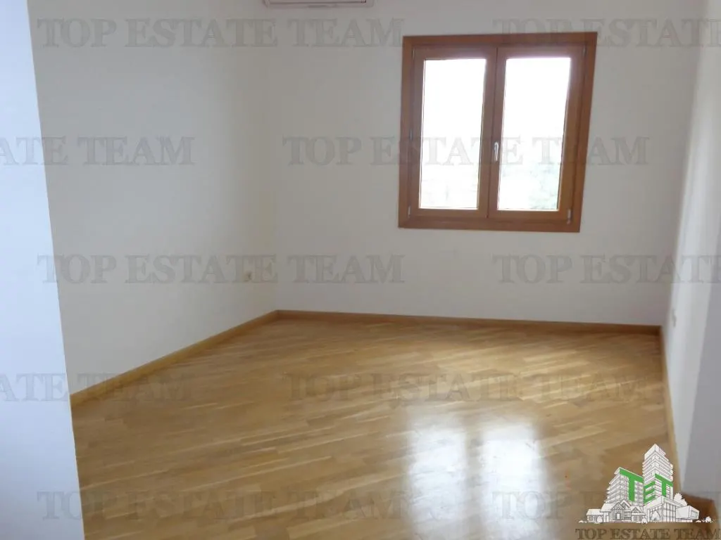 Apartamento en Venta en Budva, Montenegro - foto 6