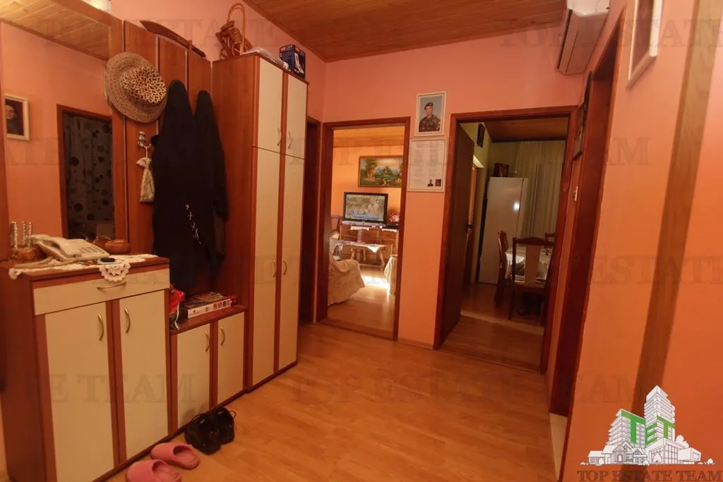 Villa for Sale in Herceg-Novi, Montenegro - foto 25