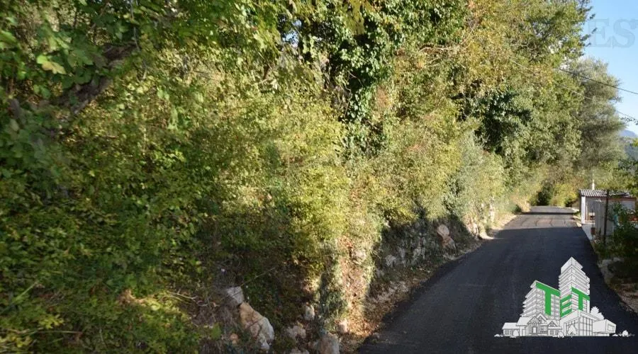 Terrain à Bâtir à Vendre à Kotor, Monténégro - foto 2