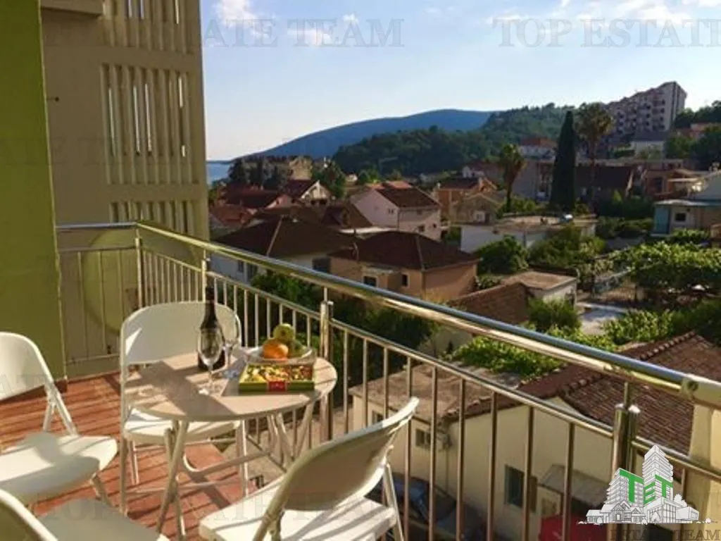Hôtel à Vendre à Herceg-Novi, Monténégro - foto 1