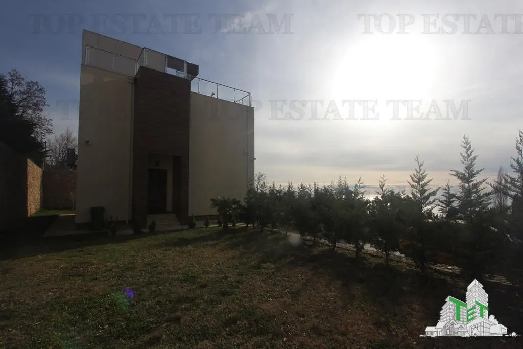 Villa en Venta en Bar, Montenegro - foto 5