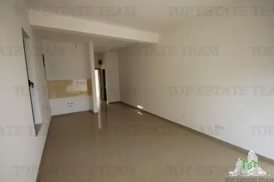 Apartamento en Venta en Herceg-Novi, Montenegro - foto 7