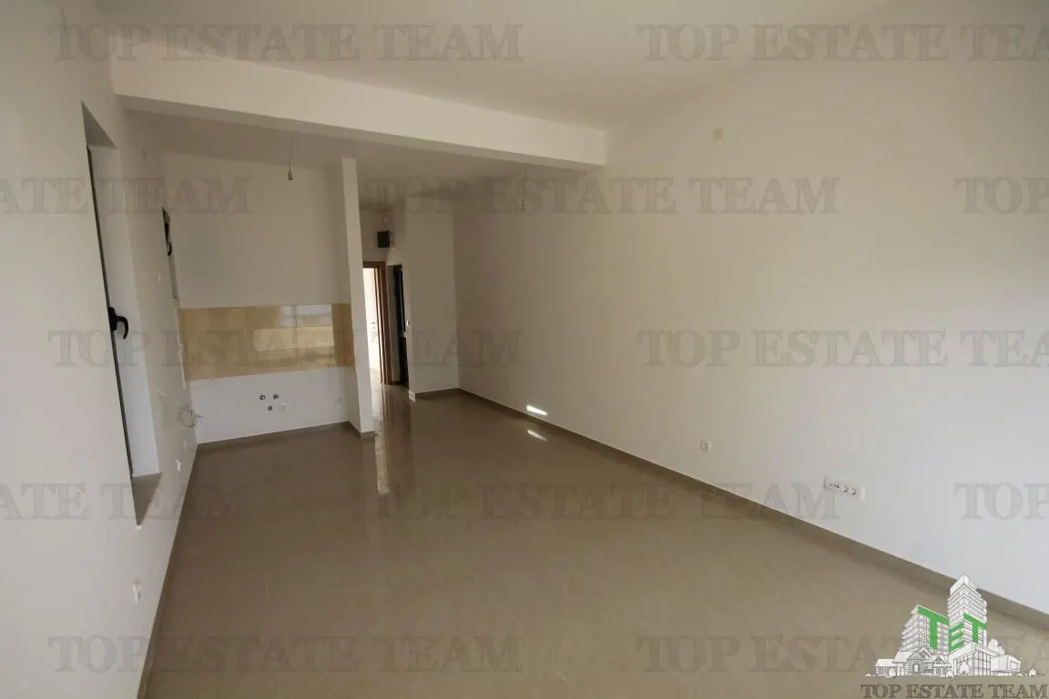 Apartamento en Venta en Herceg-Novi, Montenegro - foto 7