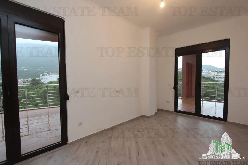 Apartment for Sale in Bar, Montenegro - foto 11