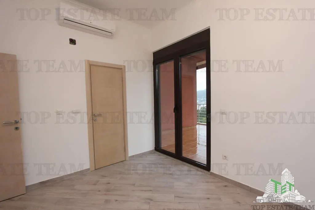 Apartment for Sale in Bar, Montenegro - foto 13