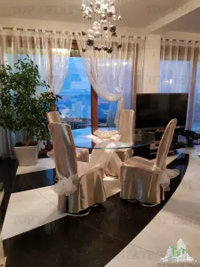 Villa en Venta en Budva, Montenegro - foto 12
