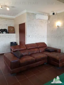 Villa en Venta en Budva, Montenegro - foto 8