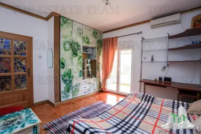 Villa for Sale in Herceg-Novi, Montenegro - foto 16