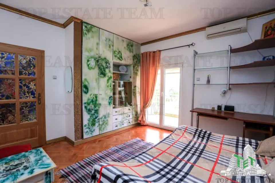 Villa for Sale in Herceg-Novi, Montenegro - foto 16