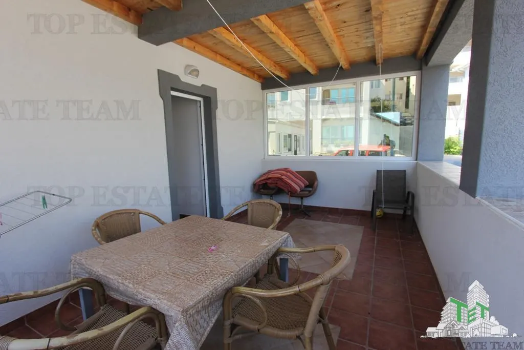 Apartamento en Venta en Herceg-Novi, Montenegro - foto 4
