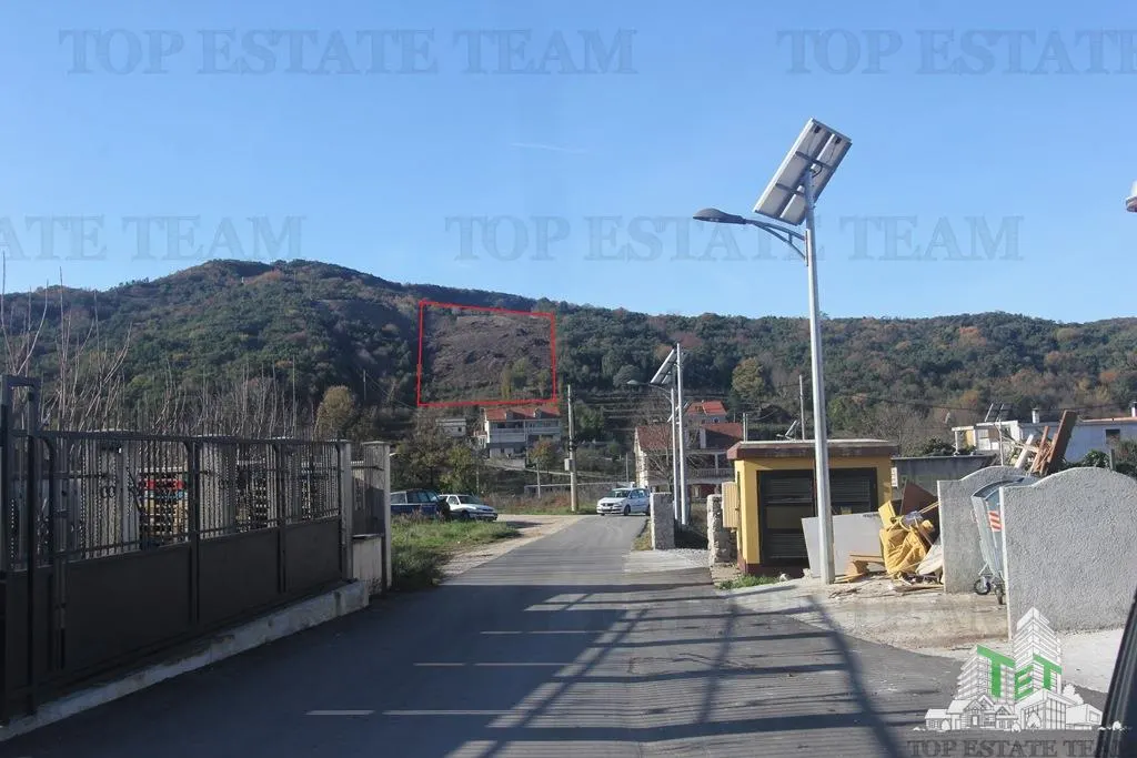 Terreno para Construir en Venta en Kotor, Montenegro - foto 2