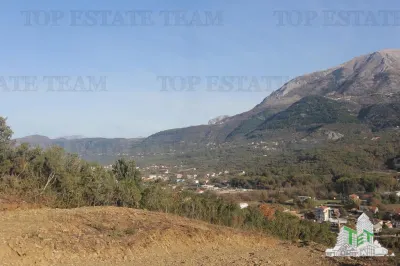 Terreno para Construir en Venta en Kotor, Montenegro - foto 3