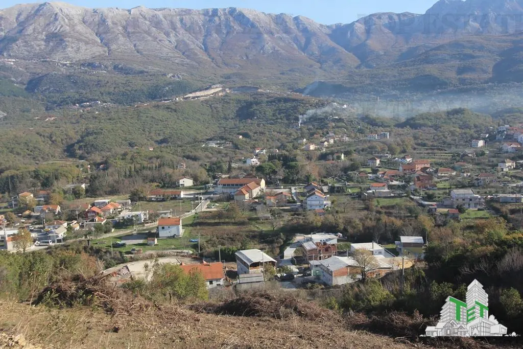 Terreno para Construir en Venta en Kotor, Montenegro - foto 4