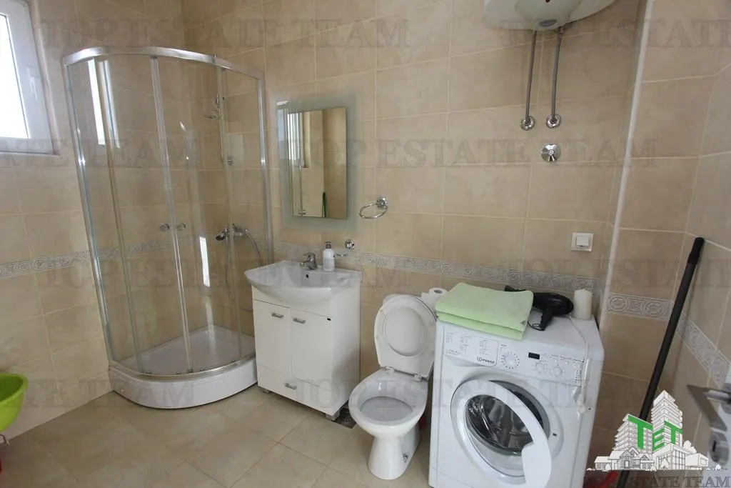 Apartamento en Venta en Budva, Montenegro - foto 5