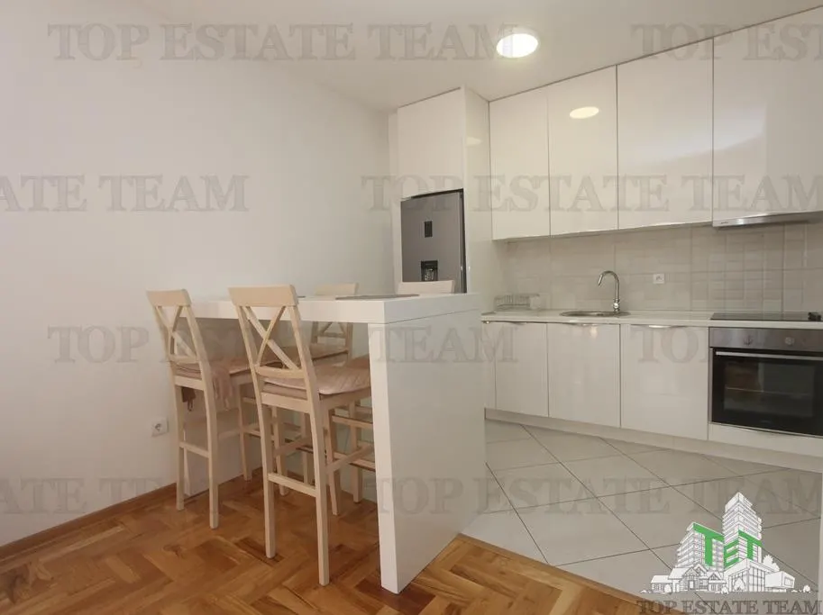 Appartement à Vendre à Budva, Monténégro - foto 3