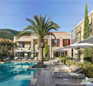Apartment for Sale in Herceg-Novi, Montenegro - foto 3