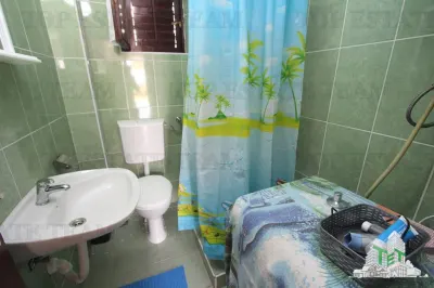 Villa en Venta en Bar, Montenegro - foto 9