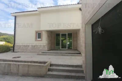 Villa for Sale in Herceg-Novi, Montenegro - foto 13