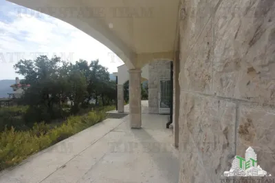Villa for Sale in Herceg-Novi, Montenegro - foto 17