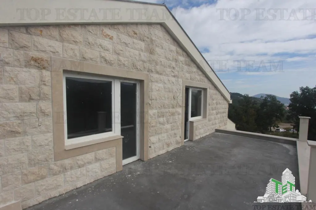 Villa for Sale in Herceg-Novi, Montenegro - foto 22