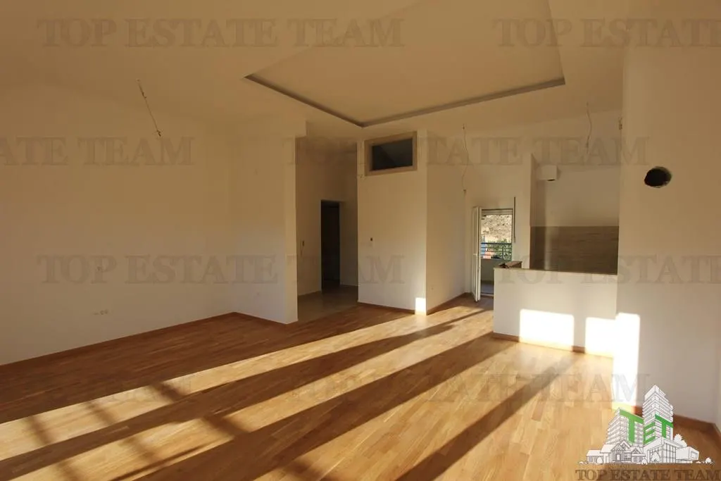 Apartamento en Venta en Herceg-Novi, Montenegro - foto 19