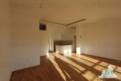 Apartamento en Venta en Herceg-Novi, Montenegro - foto 20