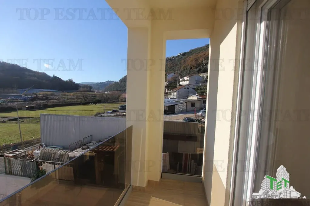 Apartamento en Venta en Herceg-Novi, Montenegro - foto 9