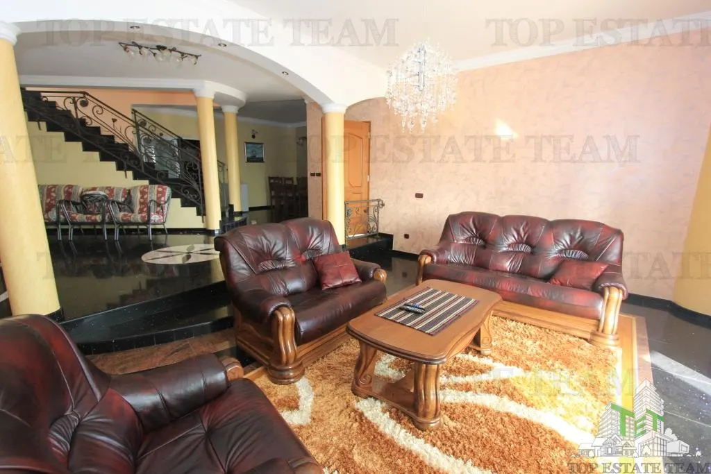 Villa en Venta en Budva, Montenegro - foto 11