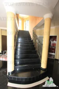 Villa en Venta en Budva, Montenegro - foto 14