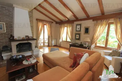 Villa en Venta en Kotor, Montenegro - foto 2
