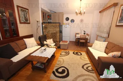 Villa en Venta en Kotor, Montenegro - foto 12