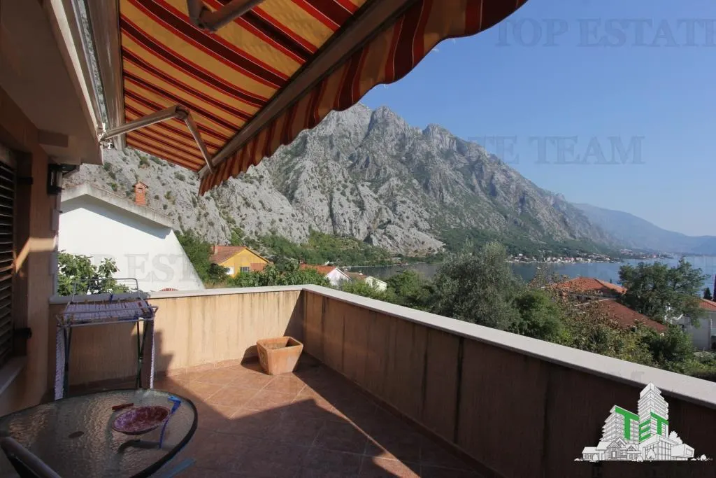 Villa en Venta en Kotor, Montenegro - foto 13