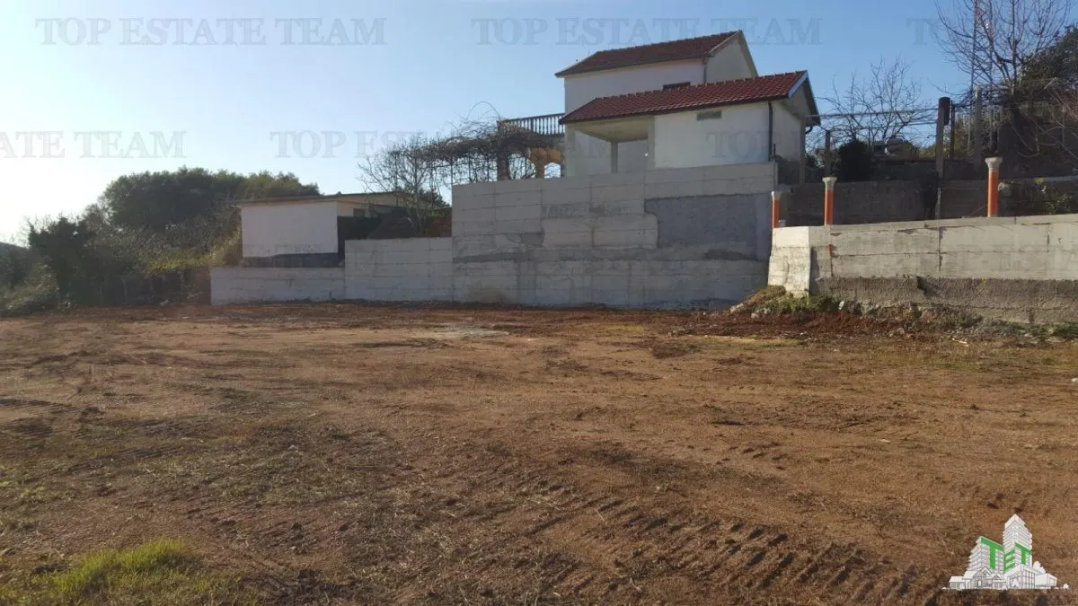 Land for Sale in Herceg-Novi, Montenegro - foto 2