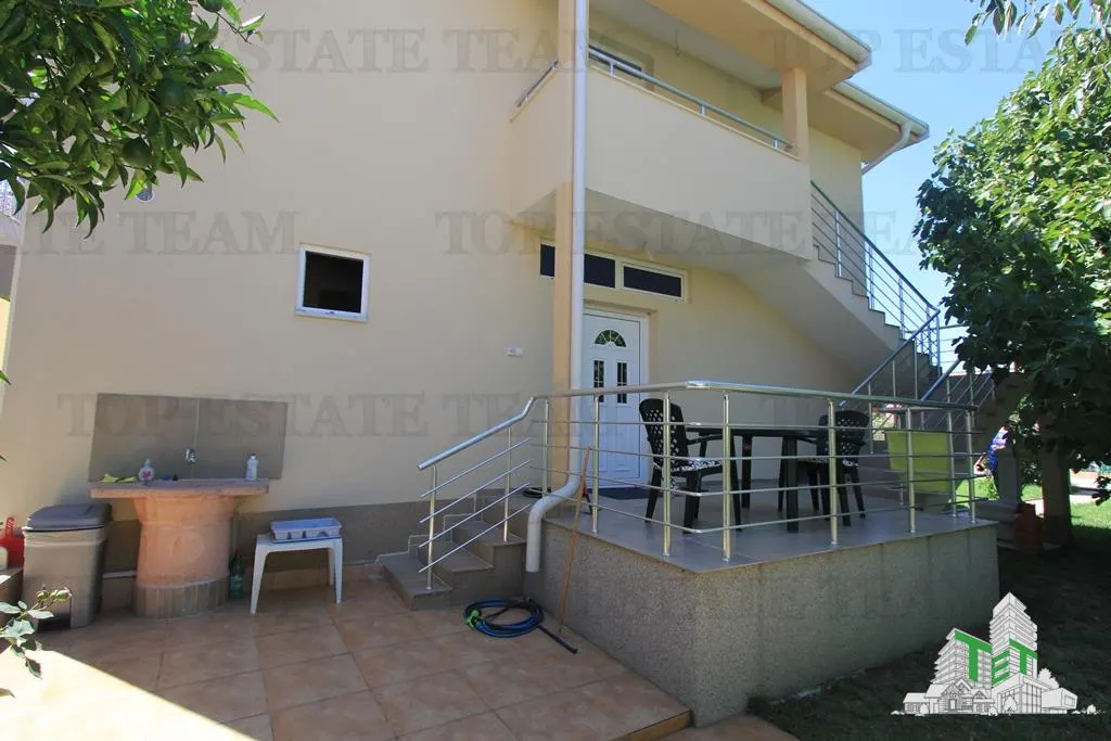 Villa en Venta en Ulcin, Montenegro - foto 5