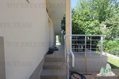 Villa en Venta en Ulcin, Montenegro - foto 6