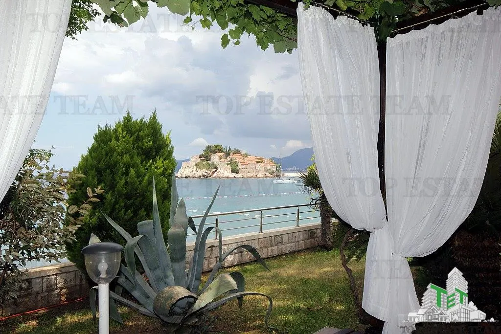 Villa en Venta en Budva, Montenegro - foto 8