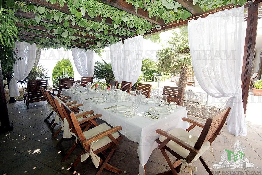 Villa en Venta en Budva, Montenegro - foto 9
