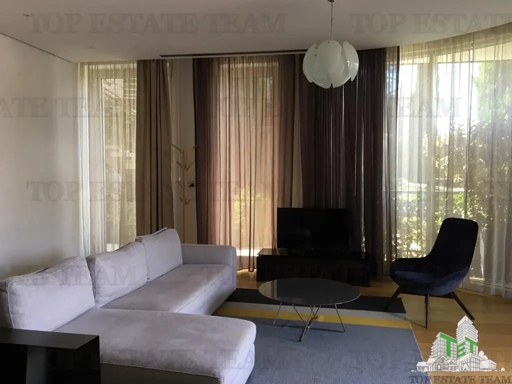 Apartamento en Venta en Budva, Montenegro - foto 1