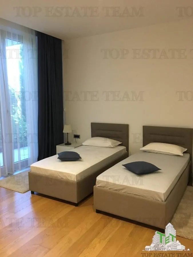 Apartamento en Venta en Budva, Montenegro - foto 6