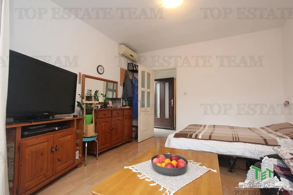 Villa for Sale in Herceg-Novi, Montenegro - foto 4