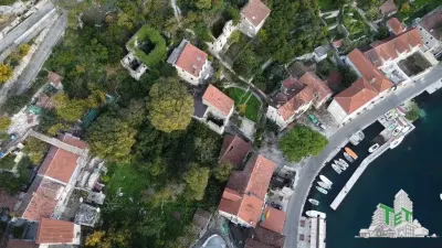 Terrain à Bâtir à Vendre à Kotor, Monténégro - foto 2
