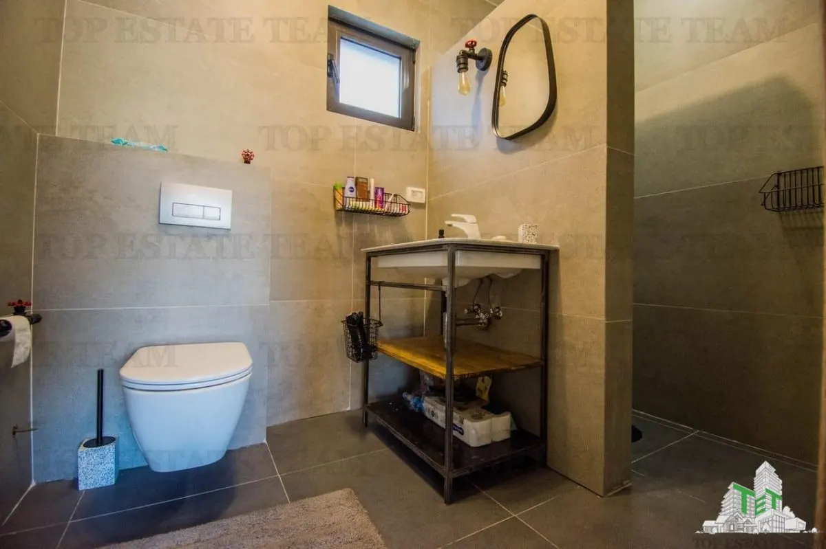 Villa en Venta en Kotor, Montenegro - foto 14