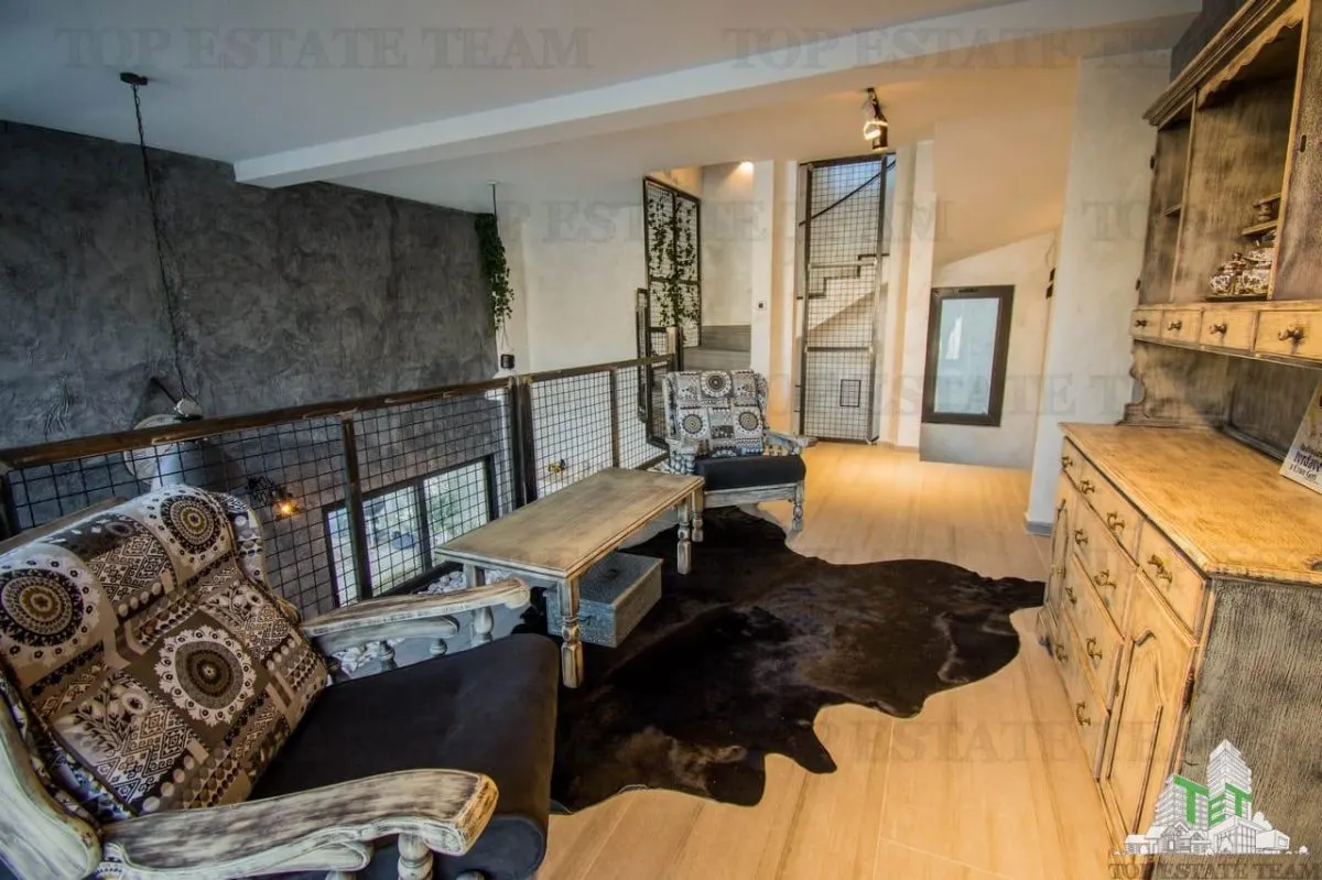 Villa en Venta en Kotor, Montenegro - foto 3