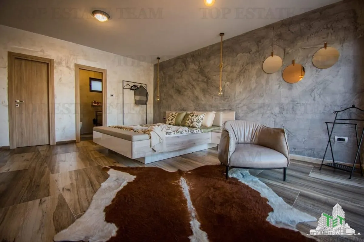 Villa en Venta en Kotor, Montenegro - foto 4