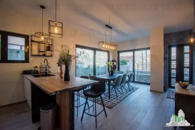 Villa en Venta en Kotor, Montenegro - foto 7