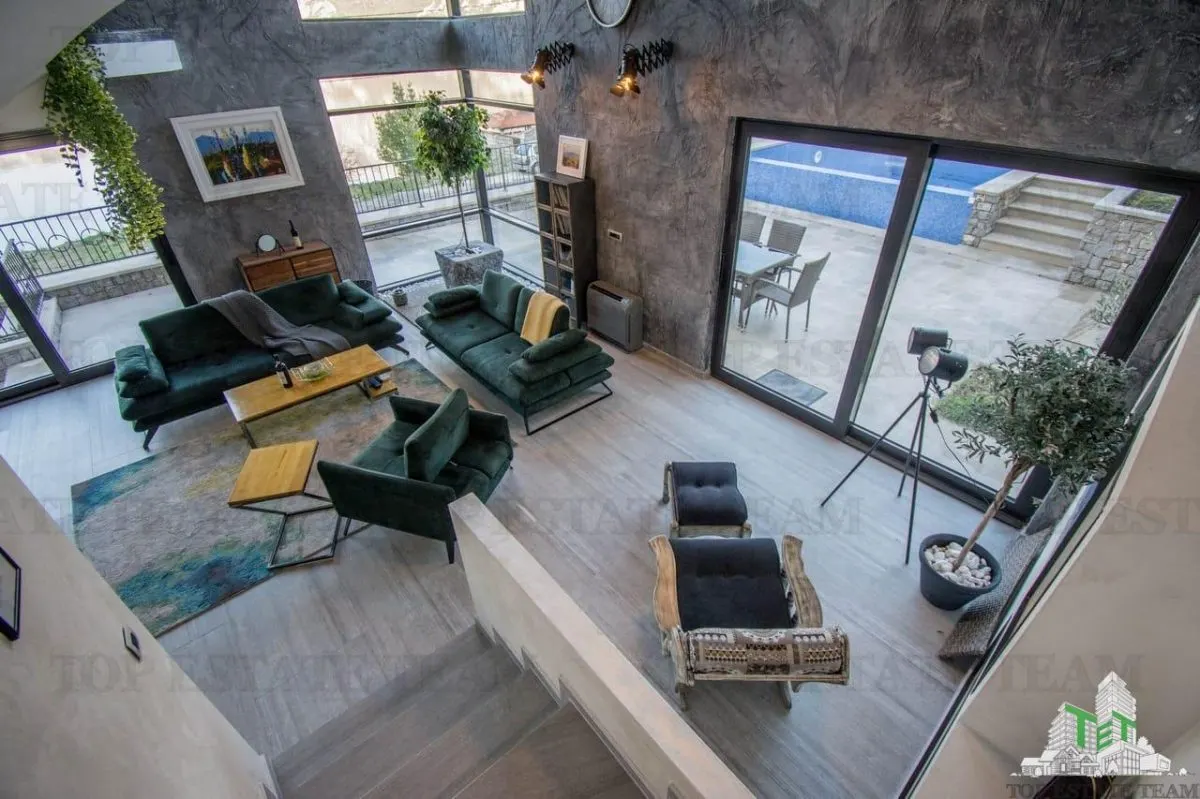 Villa en Venta en Kotor, Montenegro - foto 8