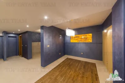 Villa en Venta en Tivat, Montenegro - foto 3