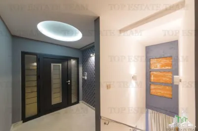 Villa en Venta en Tivat, Montenegro - foto 4